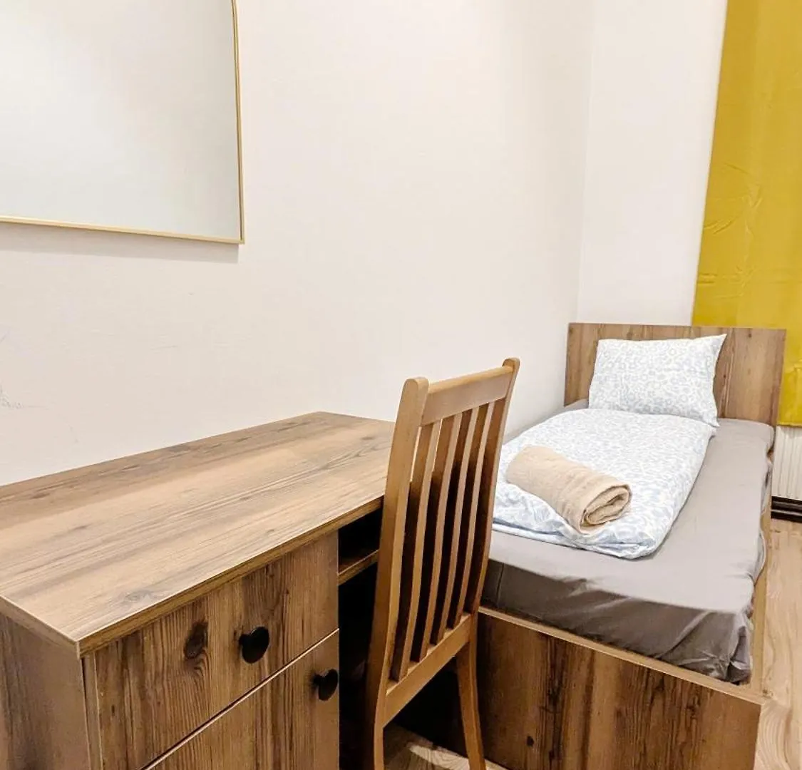 Spacious Rooms - 15 Min From Airport & City Center, 5 Min From Vienna Main-Bus Station Ez 1-9 Austria
