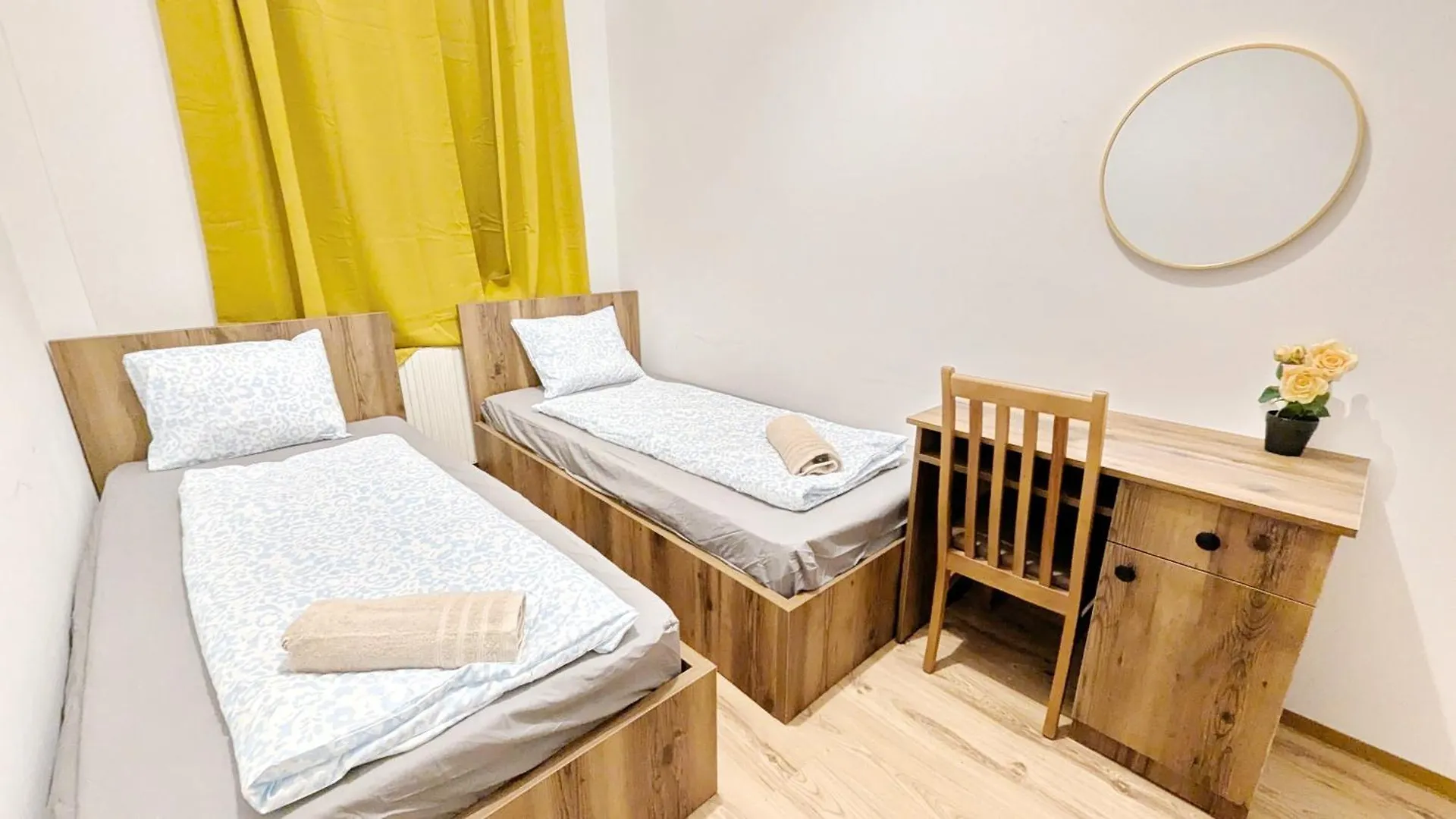 Homestay Spacious Rooms - 15 Min From Airport & City Center, 5 Min From Vienna Main-Bus Station Ez 1-9