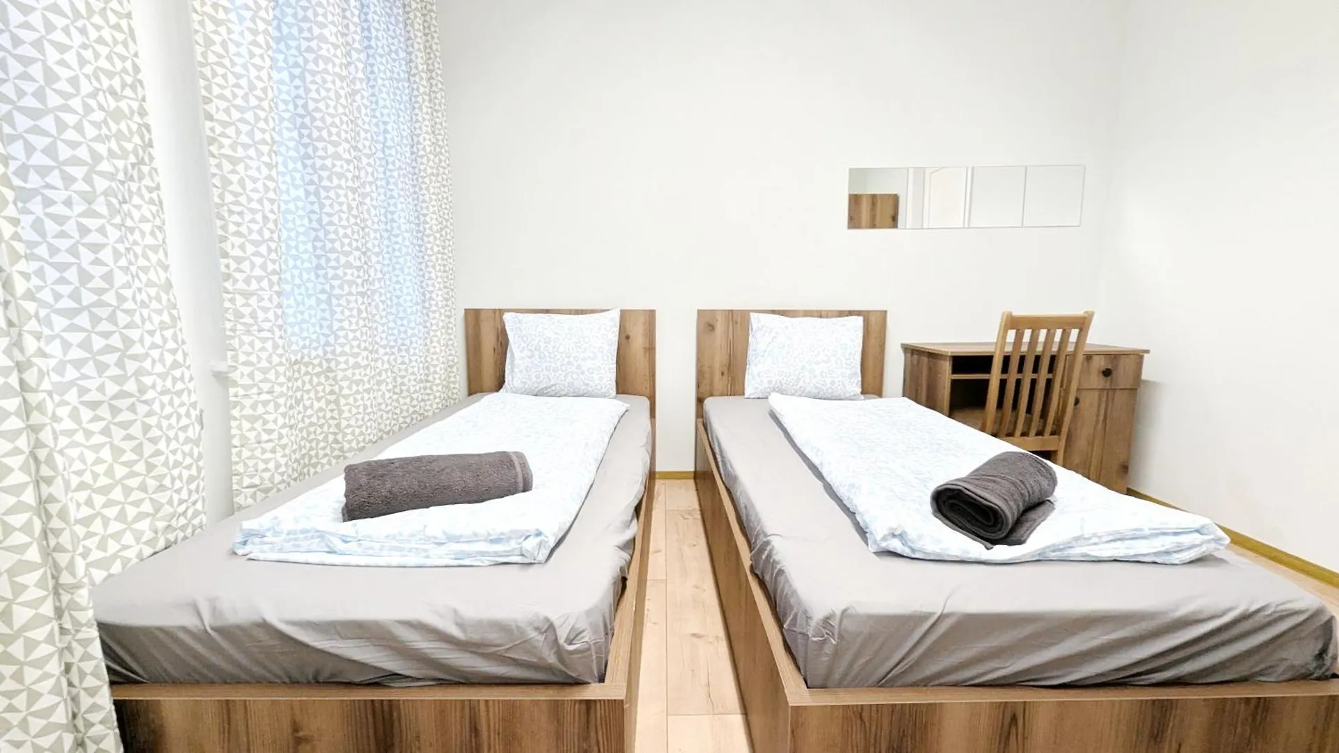 Homestay Spacious Rooms - 15 Min From Airport & City Center, 5 Min From Vienna Main-Bus Station Ez 1-9 Austria